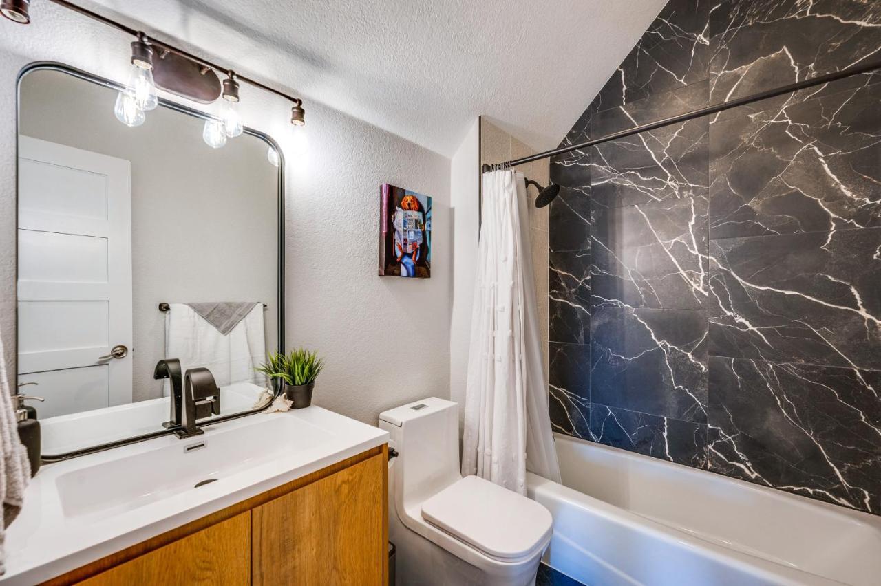 Sleek Westminster Home, 14 Mi To Downtown Denver! Exteriör bild